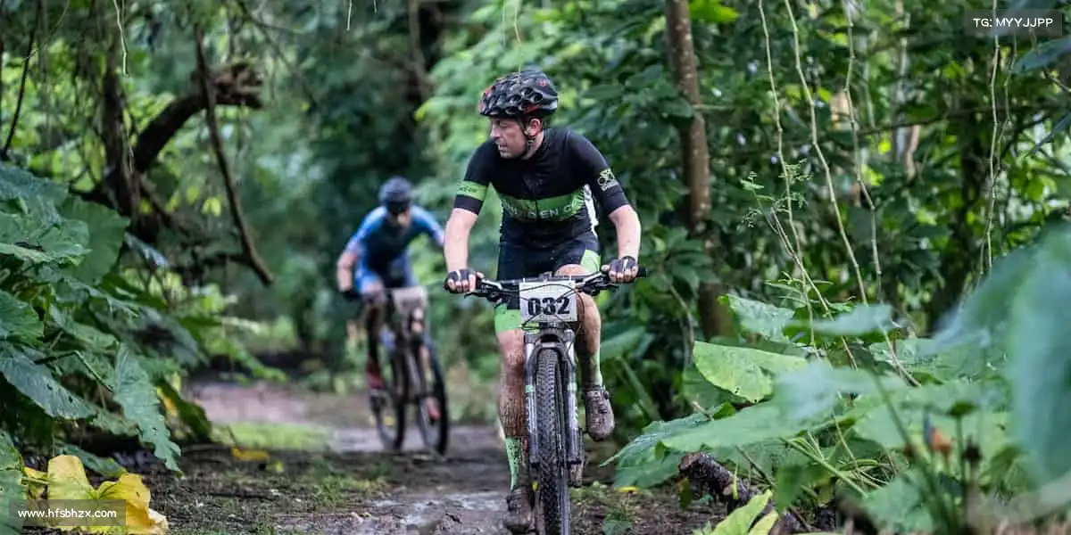 <strong>易游</strong>🎾挥动球拍，让每一次击球都成为心跳的节拍！